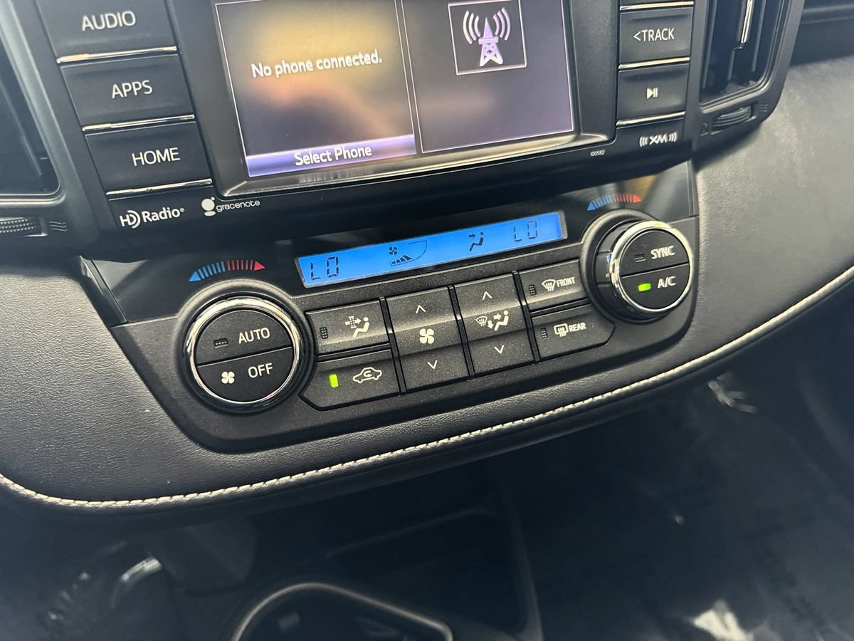 Used 2016 Toyota RAV4 XLE AWD/4WD image 26