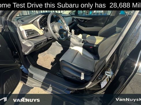 Used 2022 Subaru Outback Limited image 3