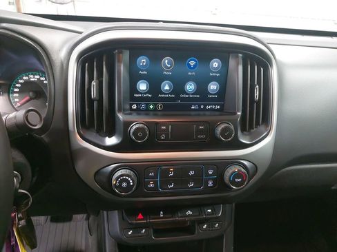 Used 2022 Chevrolet Colorado LT w/ LT Convenience Package AWD/4WD image 19