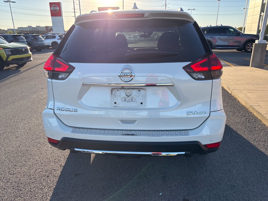 Used 2020 Nissan Rogue SV AWD/4WD image 5
