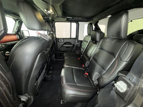 Used 2020 Jeep Wrangler Unlimited Rubicon w/ Dual Top Group image 23