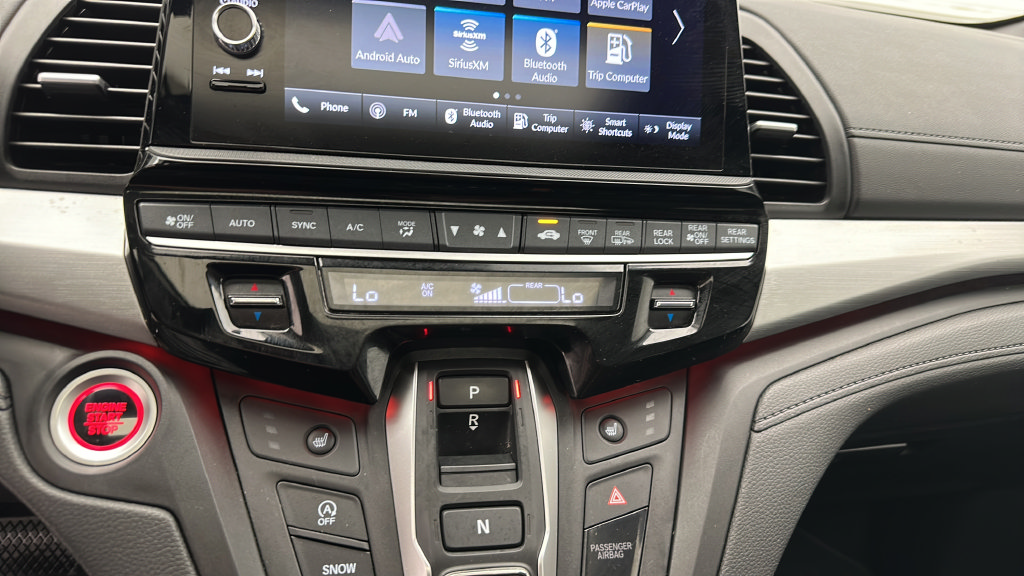Used 2025 Honda Odyssey Sport-L image 18