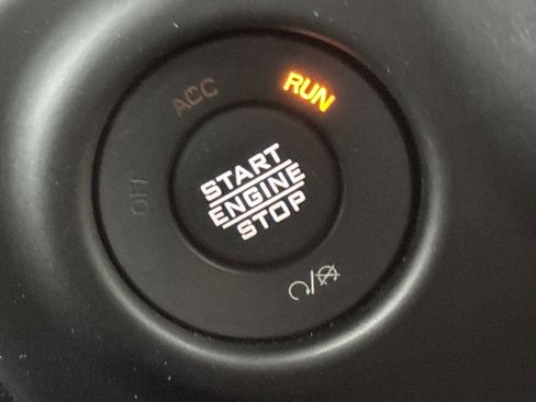 Certified 2020 Jeep Wrangler Unlimited Sport S w/ Sun And Sound Package image 32