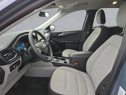 Certified 2023 Ford Escape Active w/ Tech Pack #2 image 11