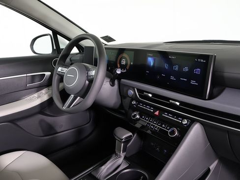 Certified 2025 Hyundai Sonata SE image 23