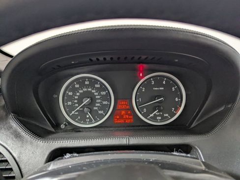 Used 2010 BMW 650i Convertible image 19