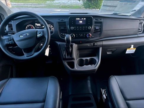 New 2025 Ford Transit 250 Low Roof RWD image 5