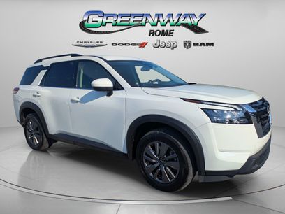Used 2025 Nissan Pathfinder SV