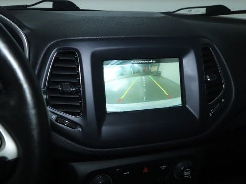 Used 2020 Jeep Compass Latitude w/ Cold Weather Group image 29