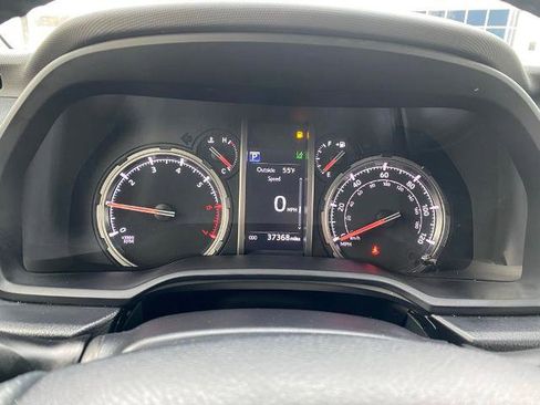 Used 2024 Toyota 4Runner TRD Off-Road Premium image 18