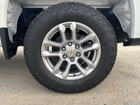 New 2026 Chevrolet Silverado 1500 LT image 30