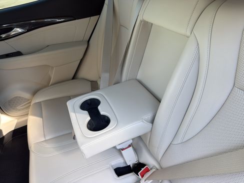 Used 2022 Buick Envision Essence w/ Safety Package FWD image 33