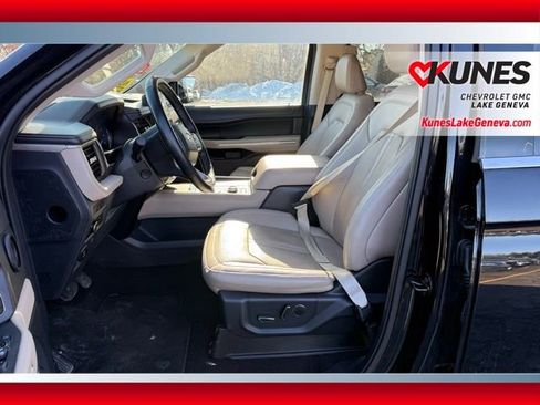 Used 2024 Ford Expedition Max Limited image 10