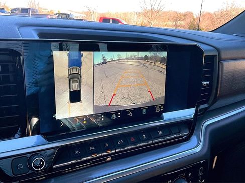 Used 2023 Chevrolet Silverado 1500 High Country w/ High Country Premium Package image 18