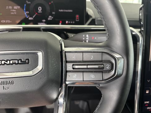 Used 2026 GMC Sierra EV Denali AWD/4WD image 13