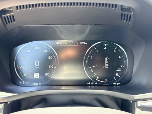 Used 2020 Volvo XC60 T6 Momentum w/ Protection Package Premier AWD/4WD image 15