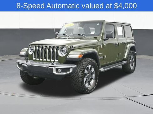 Used 2022 Jeep Wrangler Unlimited Sahara AWD/4WD image 3