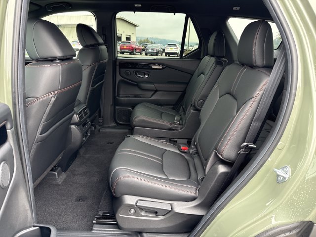 Used 2026 Honda Pilot TrailSport image 16