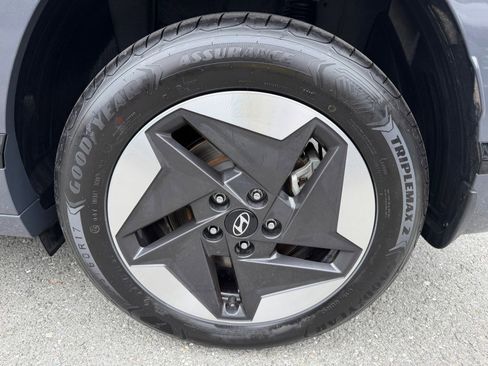 Used 2024 Hyundai Kona Limited FWD image 53