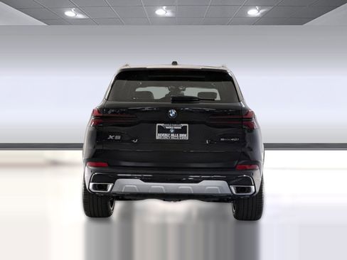 Used 2026 BMW X5 sDrive40i image 10
