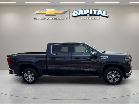 Used 2025 GMC Sierra 1500 SLT AWD/4WD image 6
