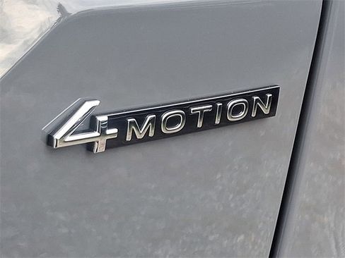 New 2026 Volkswagen Atlas SE image 16