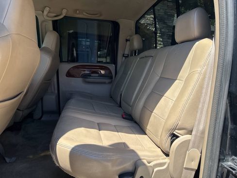 Used 2004 Ford F250 Lariat AWD/4WD image 14