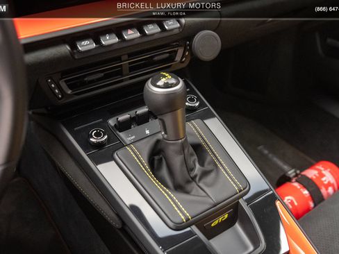Used 2022 Porsche 911 GT3 RWD image 21