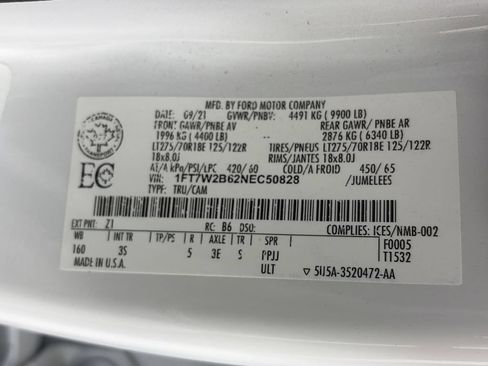 Certified 2022 Ford F250 XLT w/ XLT Value Package AWD/4WD image 9