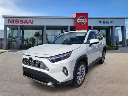 Used 2024 Toyota RAV4 Limited image 10