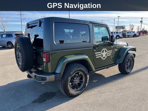 Used 2016 Jeep Wrangler Sahara image 6