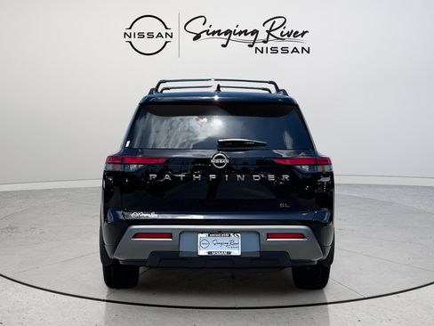 New 2026 Nissan Pathfinder SL FWD image 4