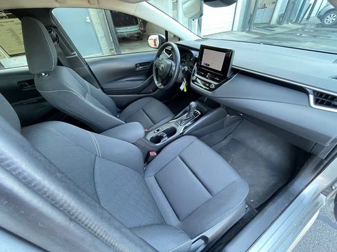 Used 2024 Toyota Corolla LE FWD image 27