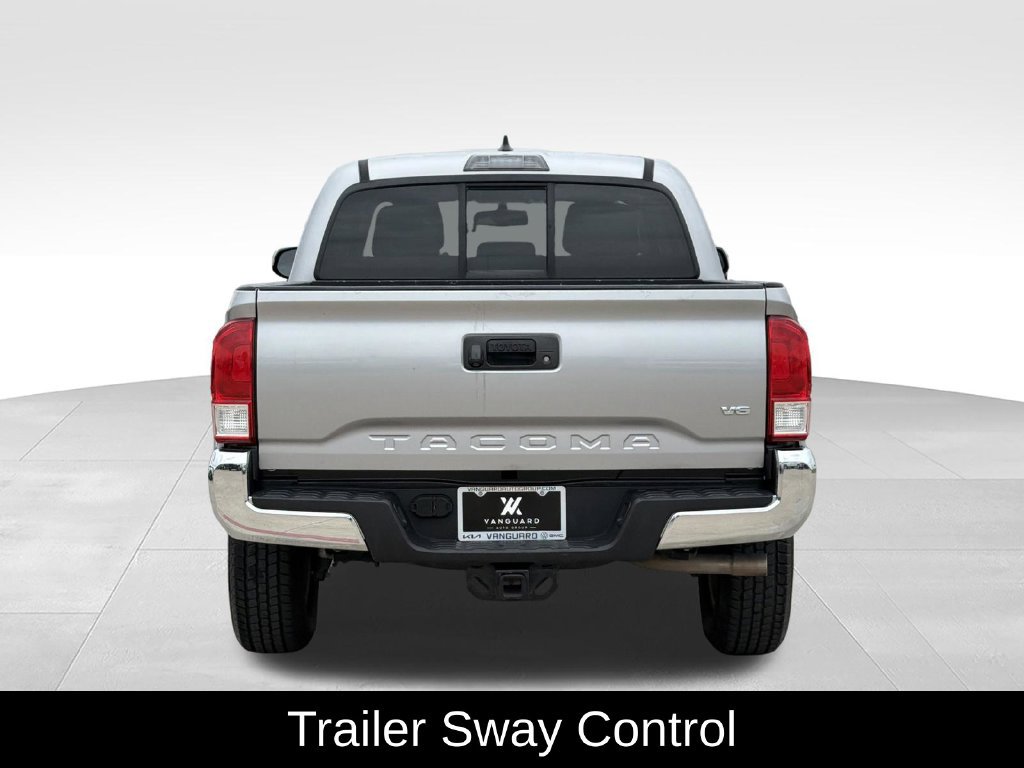 Used 2017 Toyota Tacoma SR5 w/ Tow Package RWD image 7