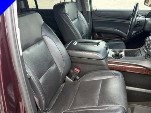 Used 2017 GMC Yukon XL SLT w/ Open Road Package AWD/4WD image 30