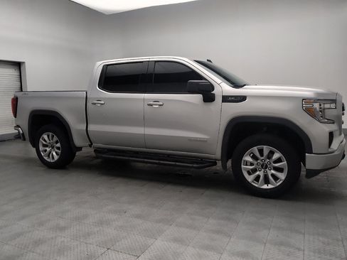 Used 2020 GMC Sierra 1500 Elevation w/ Elevation Value Package AWD/4WD image 11
