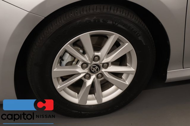 Used 2025 Toyota Camry LE FWD image 7