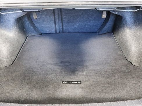 Used 2023 Nissan Altima 2.5 SV image 23