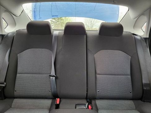 Used 2022 Kia Forte LXS image 11