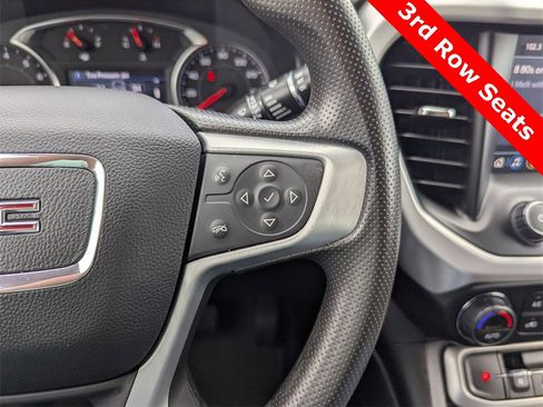 Used 2023 GMC Acadia SLE w/ Driver Convenience Package image 22