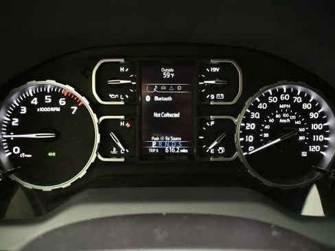 Used 2018 Toyota Tundra SR5 image 26