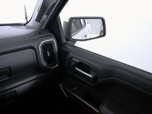 Used 2020 Chevrolet Silverado 1500 LT w/ Texas Edition AWD/4WD image 23