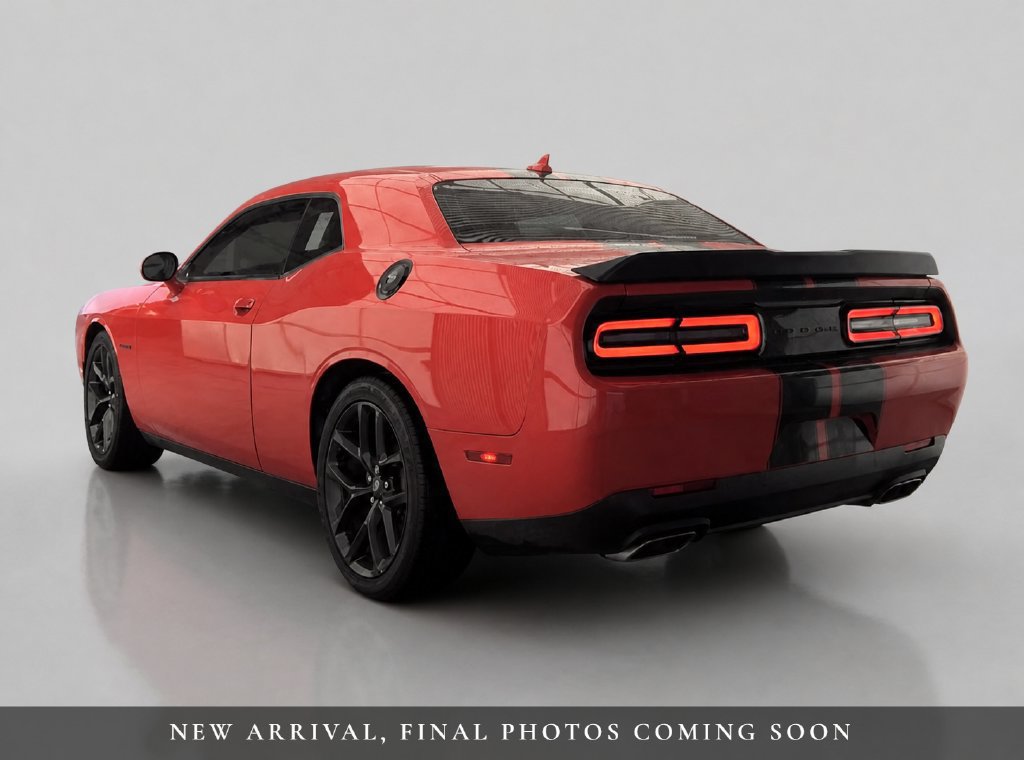 Used 2021 Dodge Challenger R/T RWD image 4