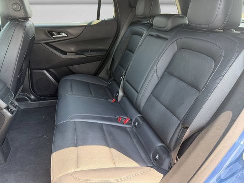 Used 2025 Chevrolet Equinox LT w/ Convenience Package II AWD/4WD image 14