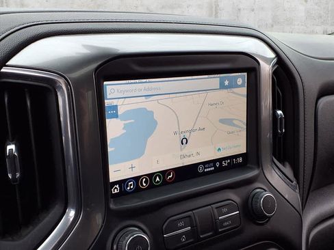 Used 2022 Chevrolet Silverado 2500 LTZ w/ LTZ Premium Package image 16