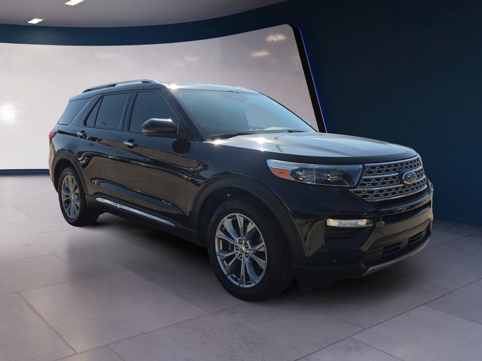 Used 2023 Ford Explorer Limited w/ Equipment Group 301A RWD image 7