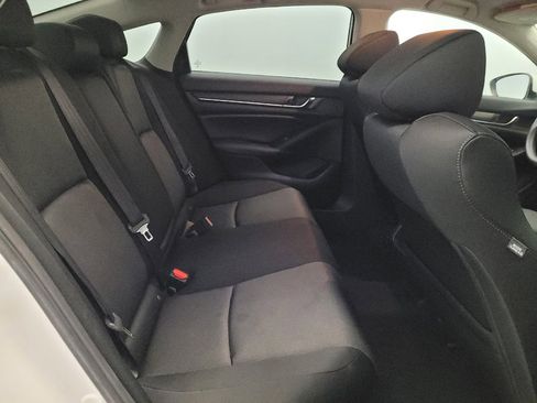 Used 2021 Honda Accord Hybrid image 19