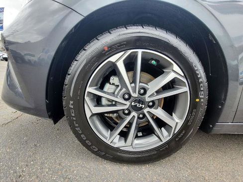 Used 2022 Kia Forte LXS image 29