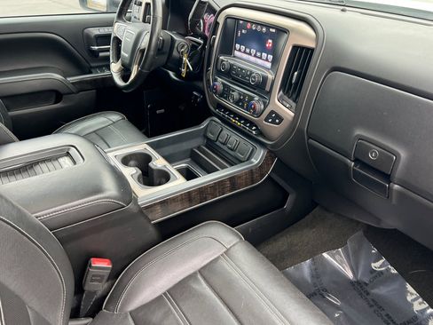 Used 2016 GMC Sierra 2500 Denali w/ Duramax Plus Package image 16