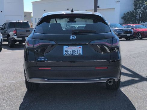 Certified 2023 Honda HR-V Sport image 4